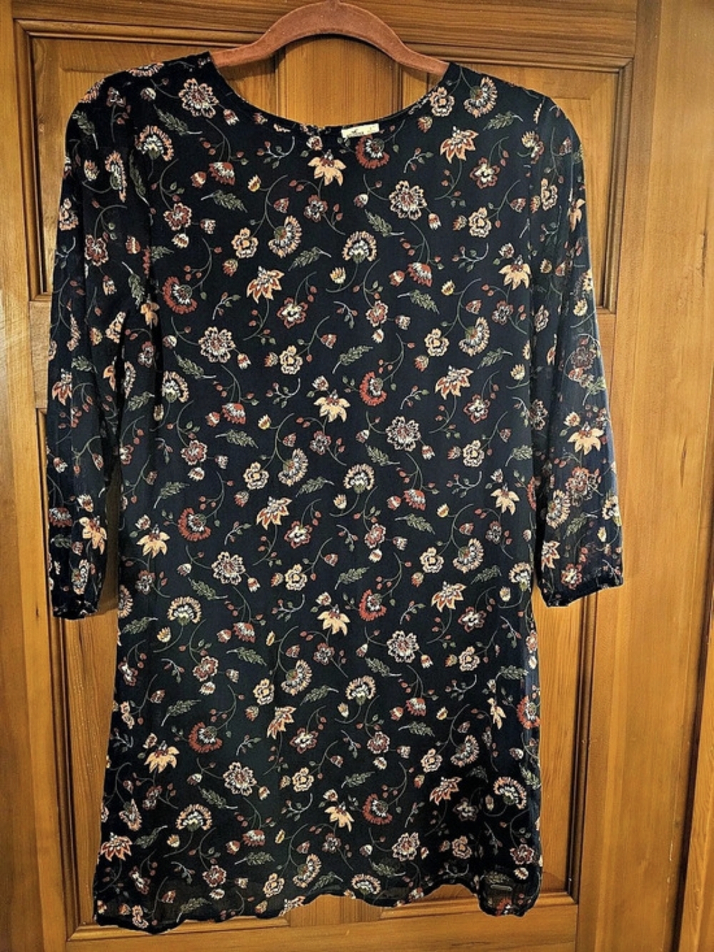 Hollister Floral Mini Dress in Black & Orange Size Small